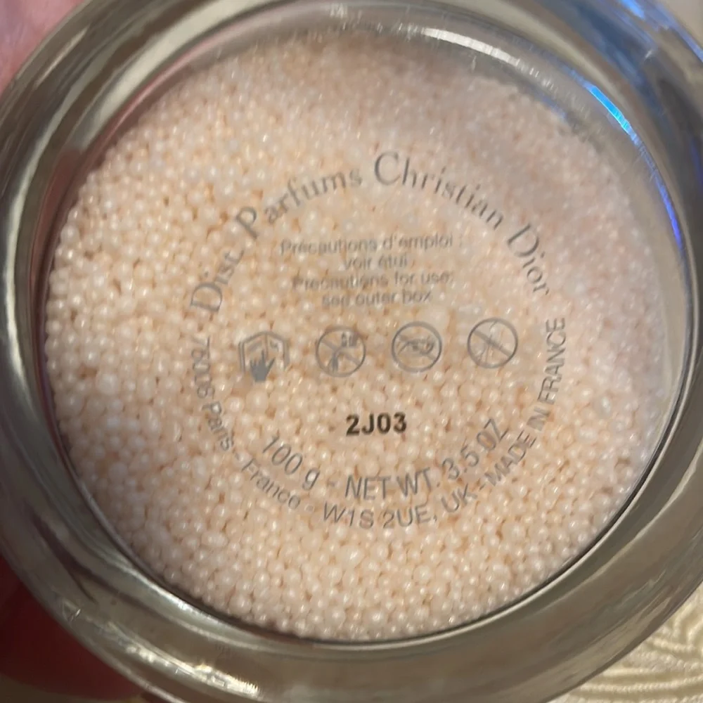MISS DIOR BATH PEARLS - MILLEFIORI COUTURE EDITION Scented beads - bath salts